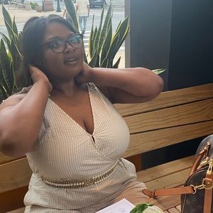 Meet your Posher, Jasmine